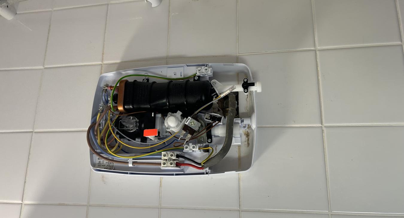 Buddying new shower Getting ready for shower time.