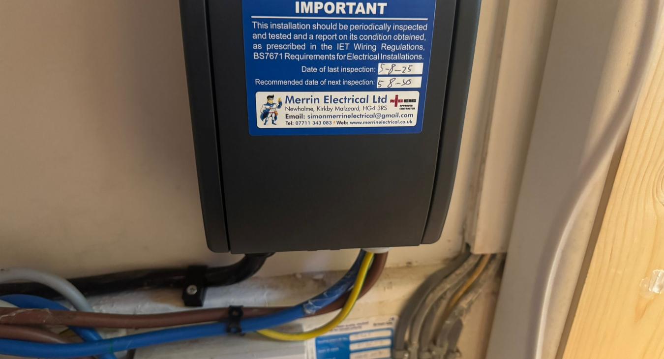 FuseBox AEV32AXBDGY Consumer Unit 100A — Grey Fitted and  Electrical Installation Certificate Completed. 